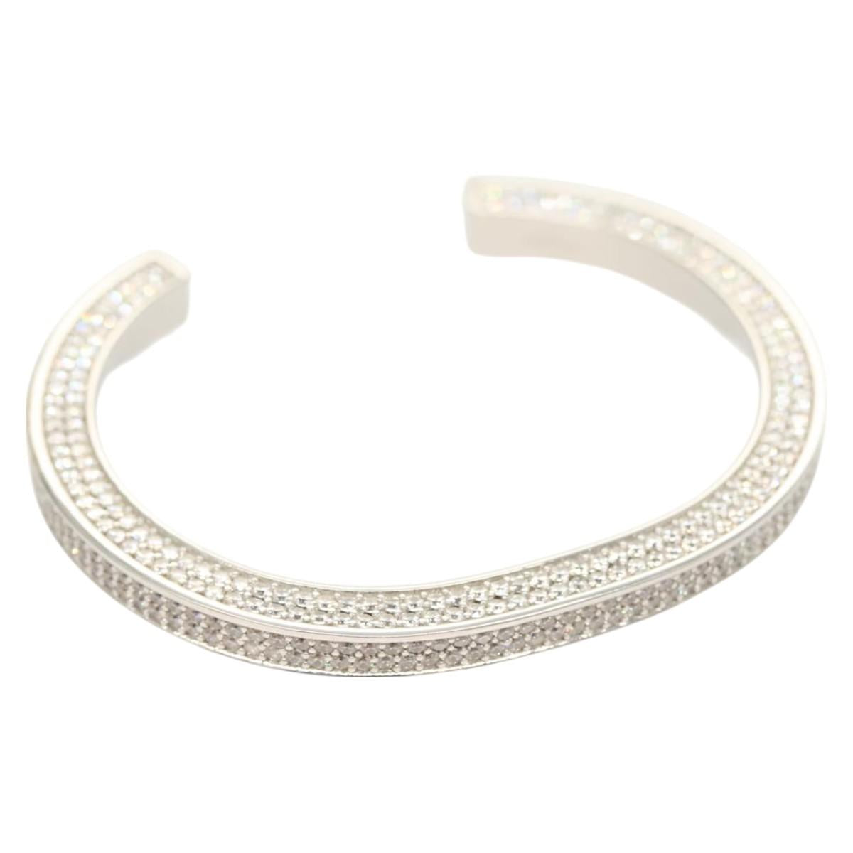 CELINE Bracelet metal Silver 46N446BZI Auth 127918M – MixTHINKS