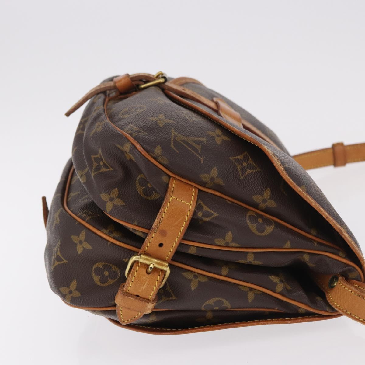 LOUIS VUITTON Monogram Saumur 30 Shoulder Bag M42256 LV Auth