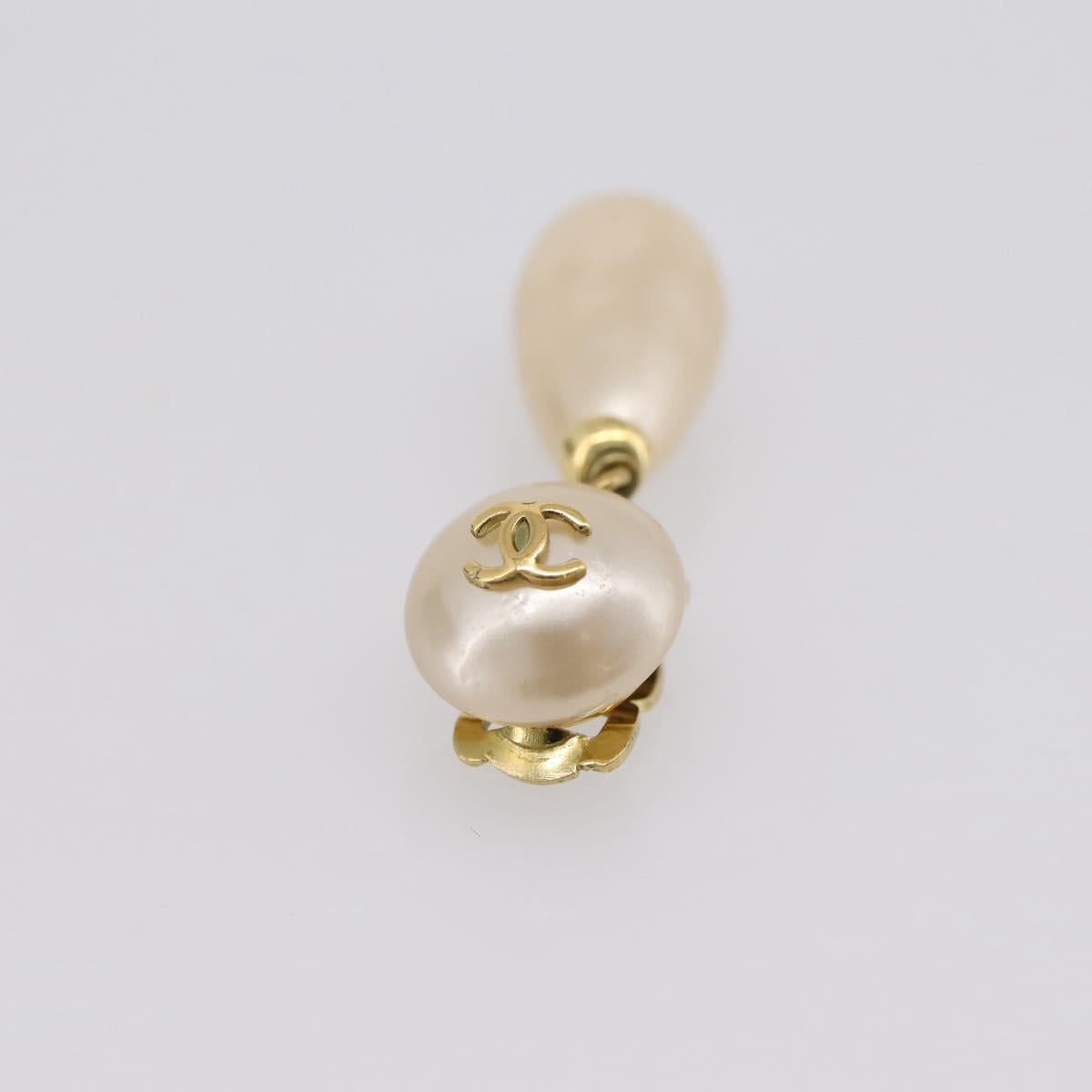 CHANEL Earring metal Gold CC Auth 195937V – MixTHINKS