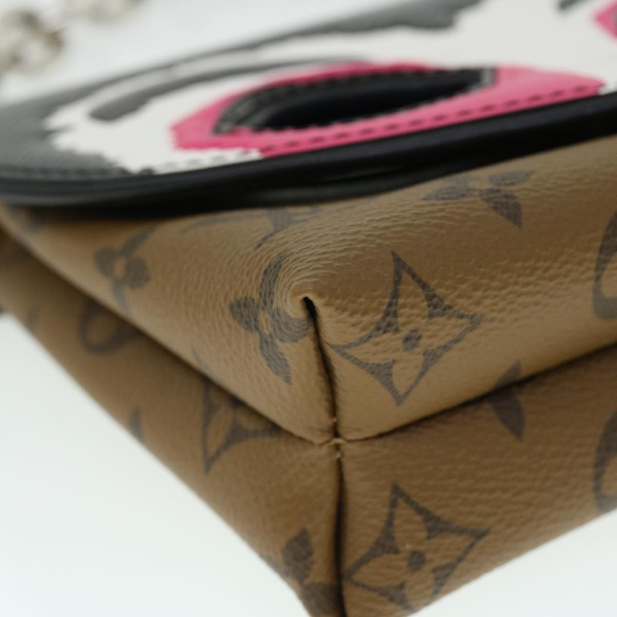 LOUIS VUITTON Reverse Pochette Kabuki Mask Bag Japan Only M43495