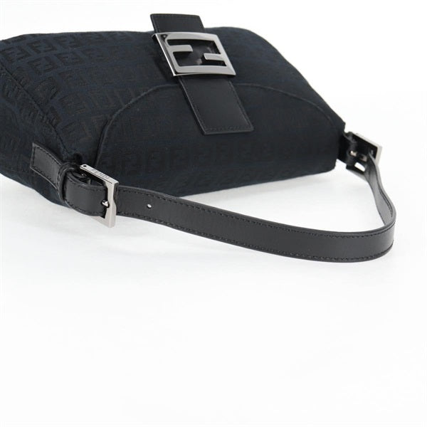 FENDI マンマ バゲット ズッキーノ ショルダーバッグ ブラック